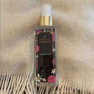 Honestly Margo GODDESS SPRAY - ALMOST FULL